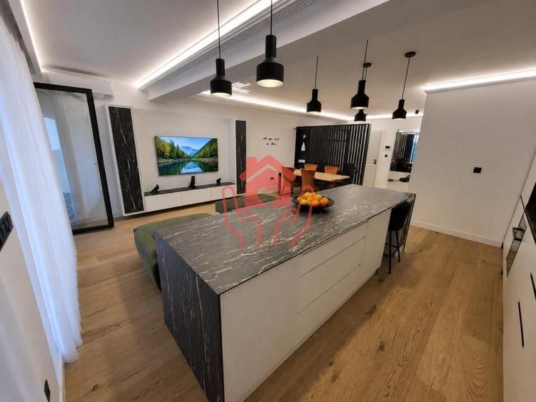 Apartament cu 3 camere decomandat, mobilat în Băneasa