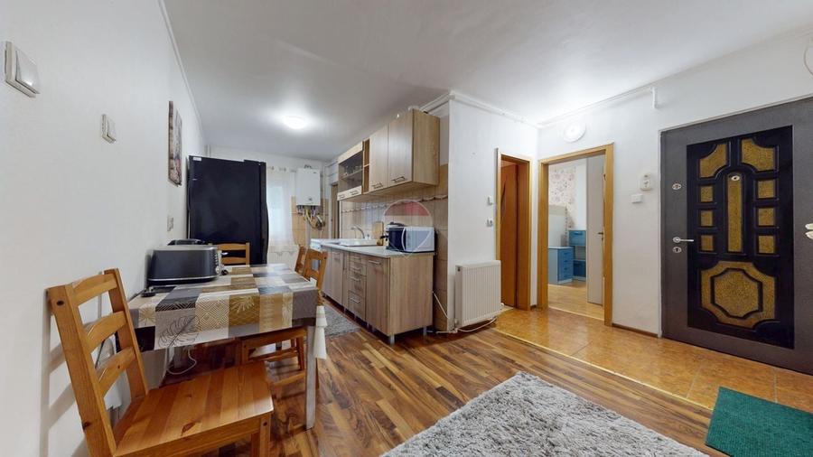 Apartament cu 2 camere decomandat, mobilat în Bartolomeu
