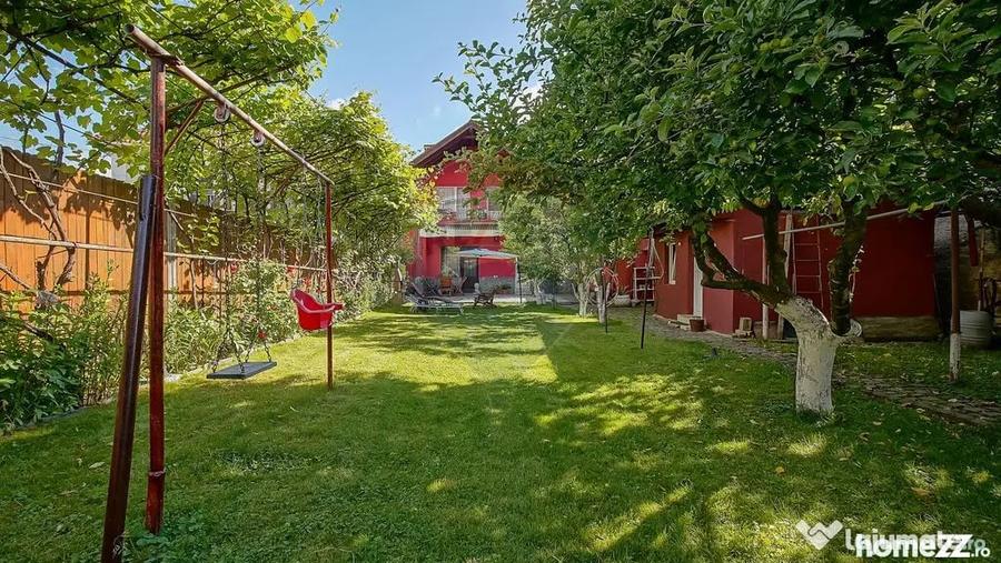 Casă cu 5 camere cu Teren 789 Mp în Central