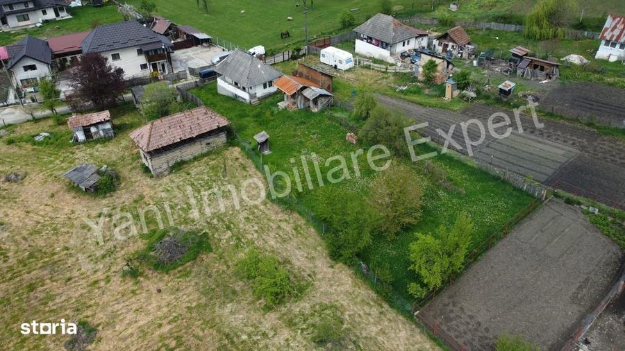 Casă cu 2 camere cu Teren 685 Mp în Mălureni