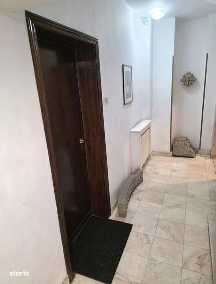 Apartament cu 4 camere în Primăverii