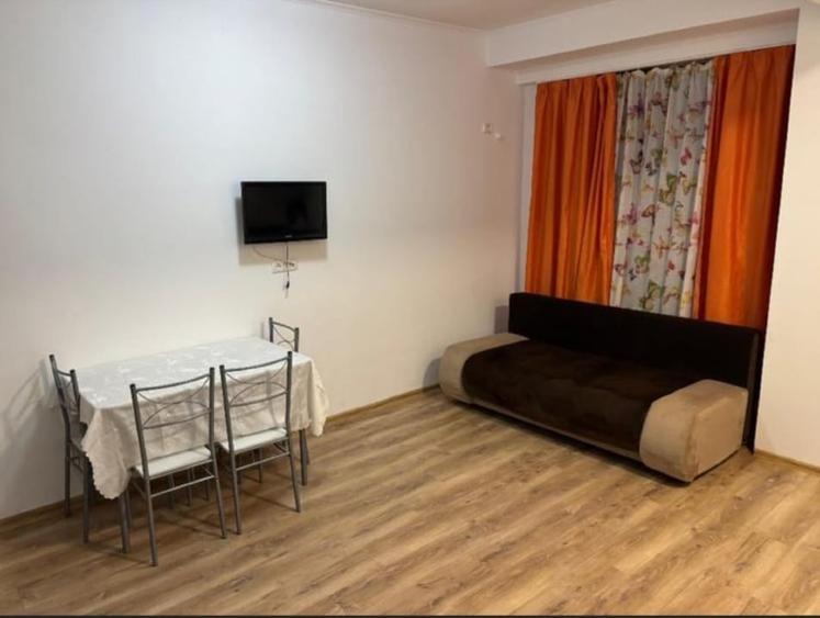 Apartament cu 2 camere decomandat, mobilat în Tomis Plus