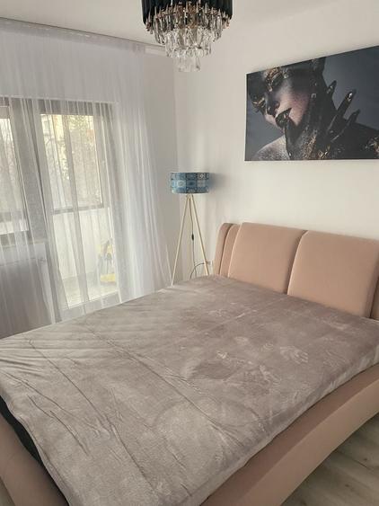 Inchiriez Apartament 3 camere - 5