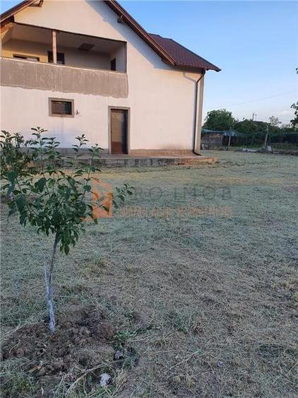 Casă individuală cu 5 camere cu Teren 1700 Mp în Zorești