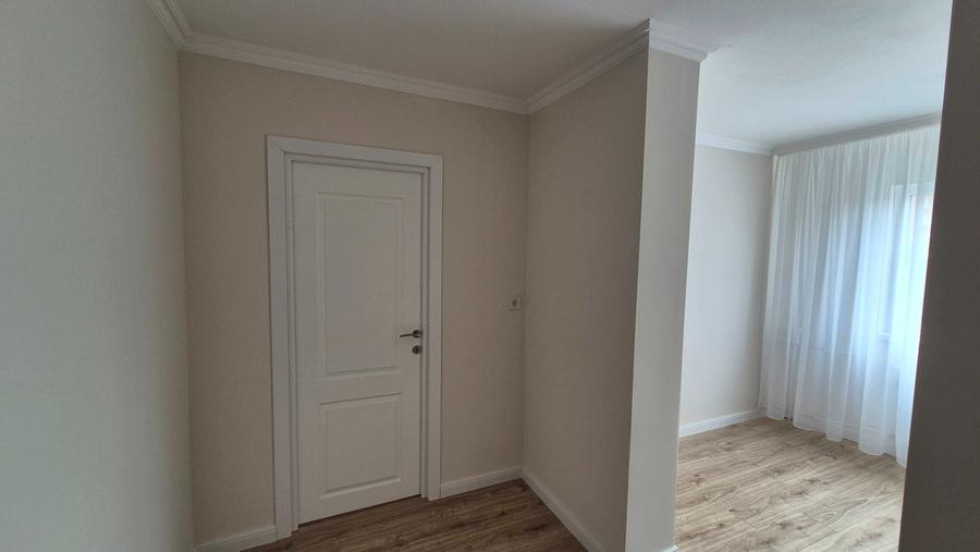 Apartament cu 2 camere semidecomandat în Rogerius