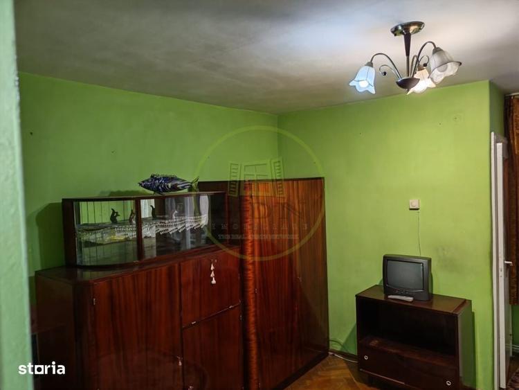 Garsonieră decomandată în Central