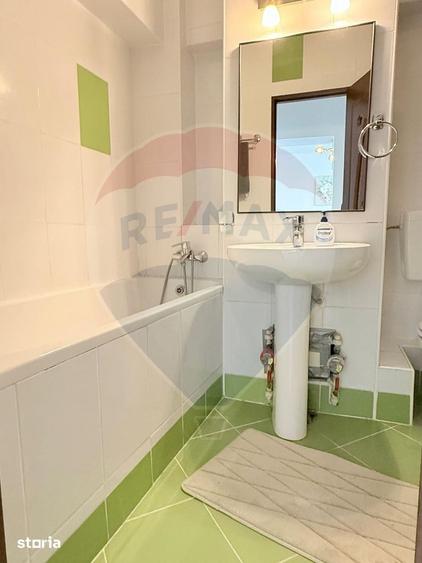Apartament cu 3 camere, mobilat în Berceni