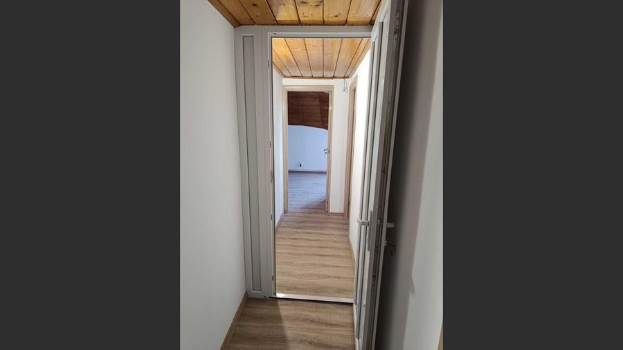 Casă cu 6 camere cu Canalizare în Bârnova