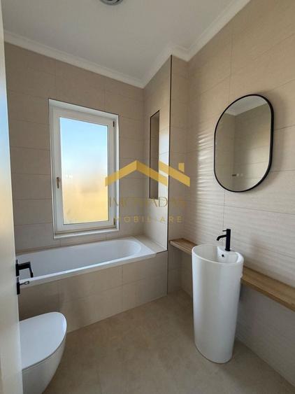 Duplex cu 3 camere cu Canalizare în Moșnița Nouă