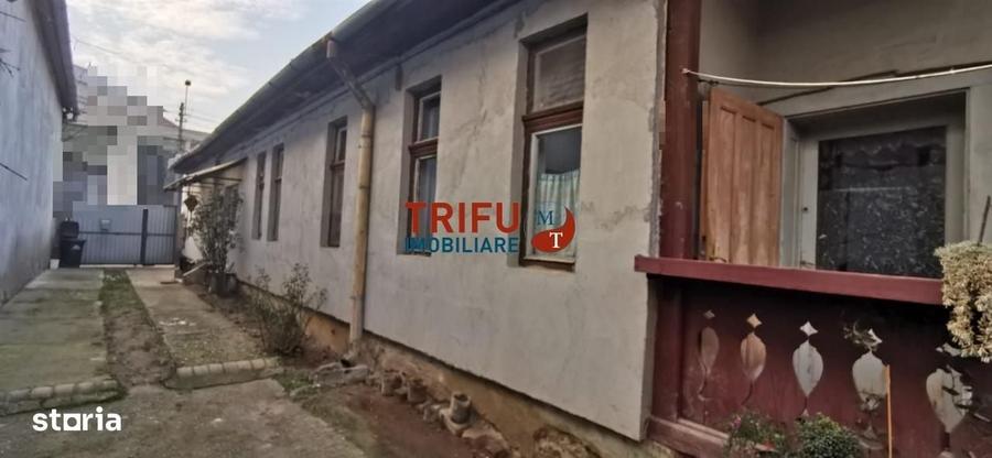Casă cu 3 camere în Central