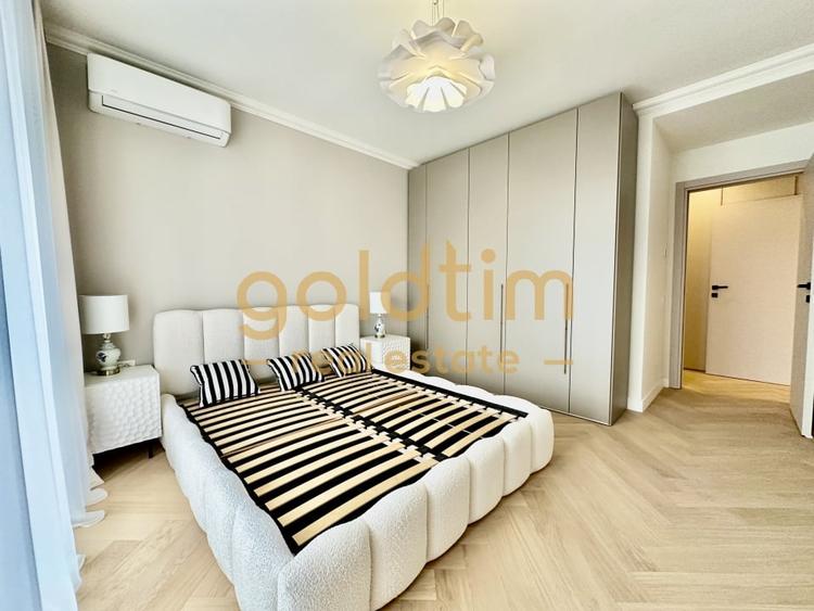 Apartament cu 4 camere decomandat, mobilat în Iancu Nicolae