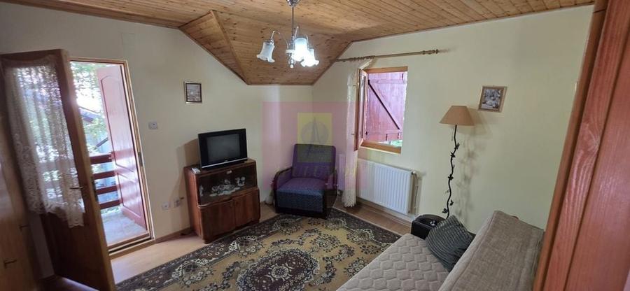 Casă cu 4 camere cu Teren 355 Mp în Central