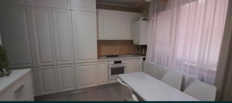 Apartament cu 2 camere decomandat în Drumul Taberei