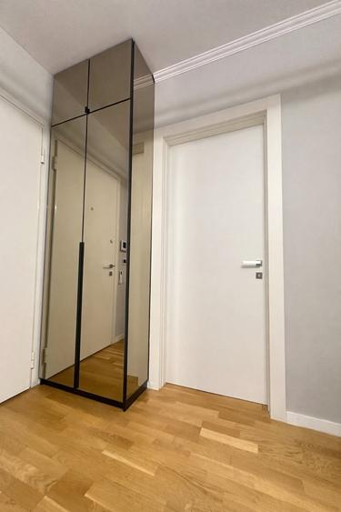 Apartament cu 3 camere în Băneasa