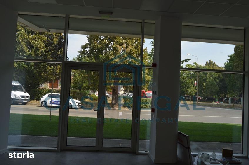 Spațiu comercial, de 52.36 mp, în Cantemir