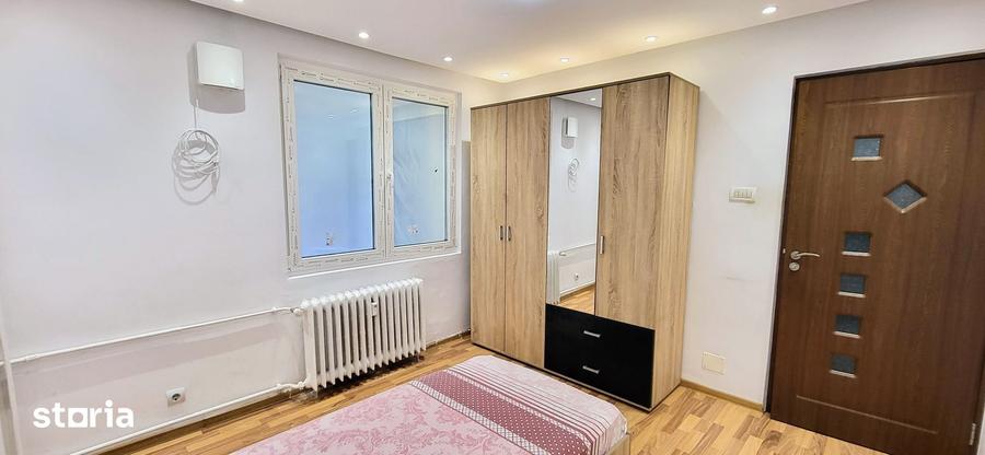 Apartament cu 3 camere decomandat în Sălăjan