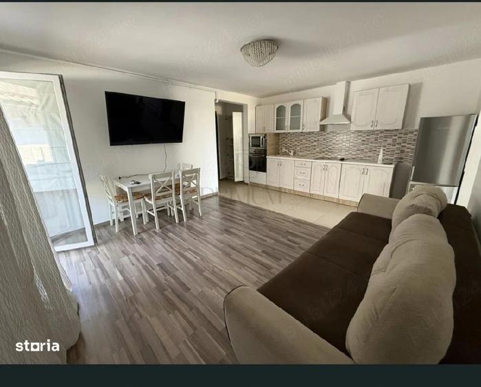 Casă cu Teren 376 Mp în Remetea Mare