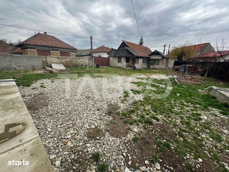 Casă cu 4 camere cu Teren 1040 Mp în Perșani