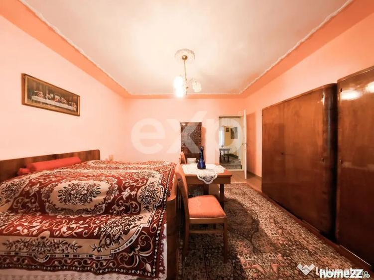 Casă cu 4 camere cu Teren 95 Mp în Central