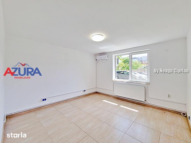 Spațiu comercial, de 55 mp, în Central