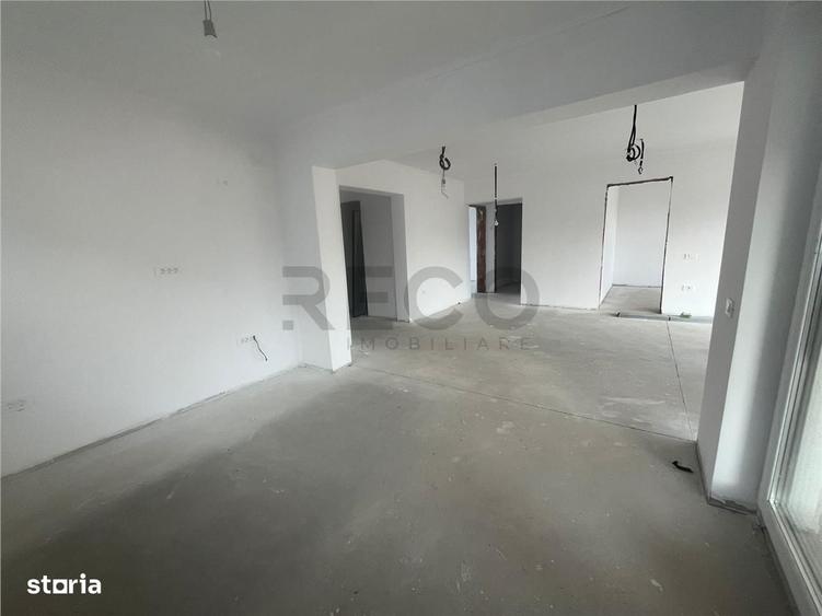 Casă cu 4 camere cu Teren 600 Mp în Central