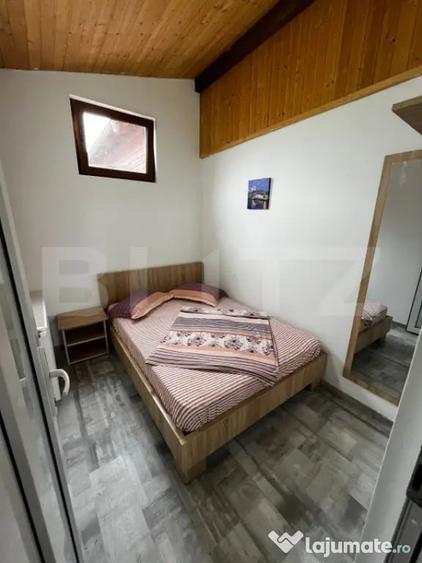 Casă cu 7 camere cu Teren 190 Mp în Beclean