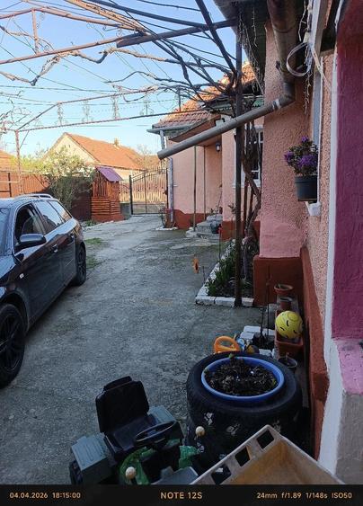 Casă cu 4 camere cu Teren 1959 Mp în Voivozi (Popești)