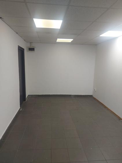 Spațiu comercial, de 26 mp, în Central