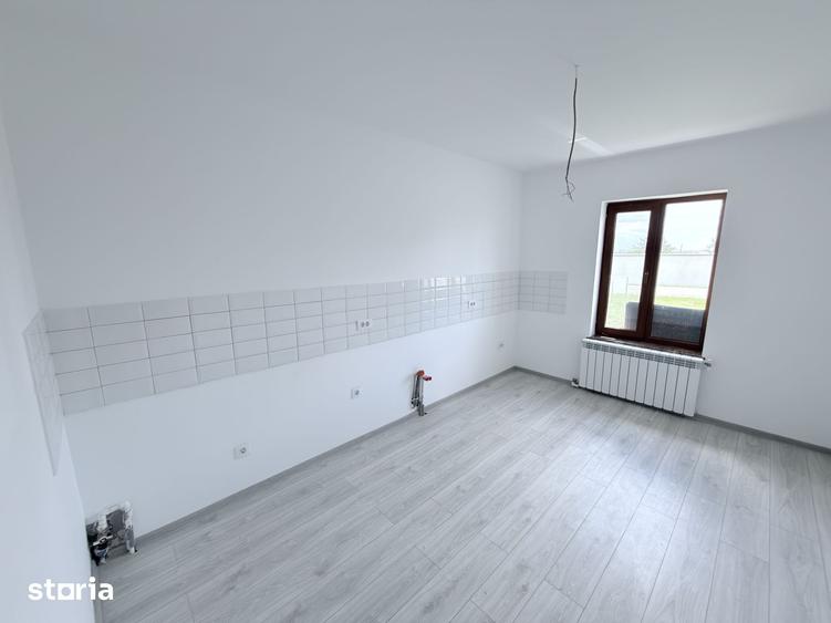 Casă cu 3 camere cu Teren 1000 Mp în Stăuceni