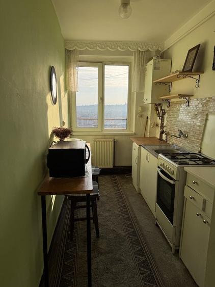 Apartament cu 2 camere semidecomandat în Piața Unirii