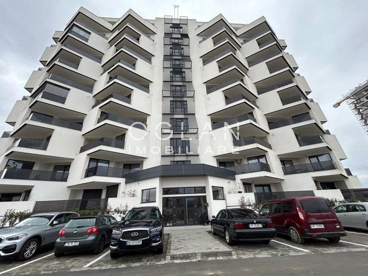 Apartament cu 3 camere semidecomandat, mobilat în Șelimbăr