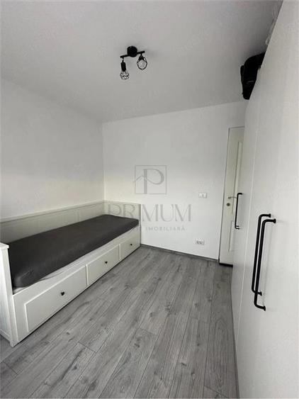 Apartament cu 3 camere decomandat în Șagului