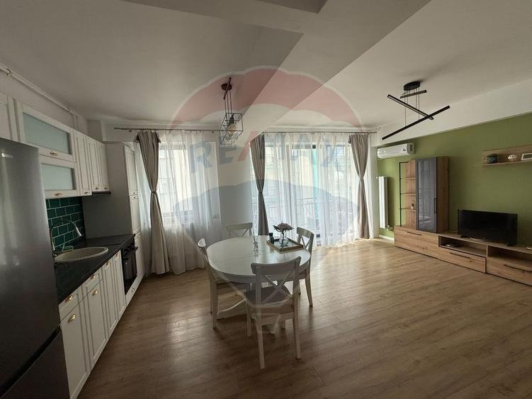 Apartament cu 3 camere de închiriat în Mamaia Nord - 4