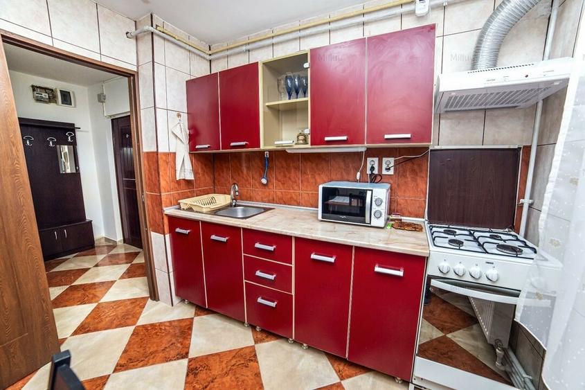 Apartament cu 2 camere decomandat, mobilat în Militari