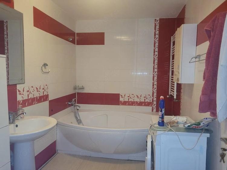 Inchiriere ap 3 camere - 3