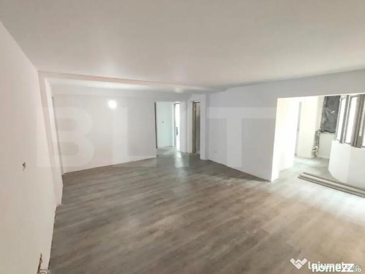 Apartament cu 3 camere decomandat în Ultracentral