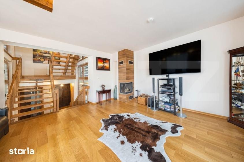 Casă cu 6 camere cu Teren 461 Mp în Central