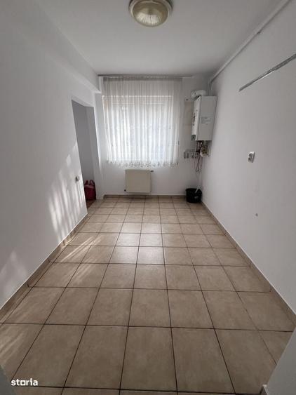 Apartament cu 2 camere decomandat în Găvana