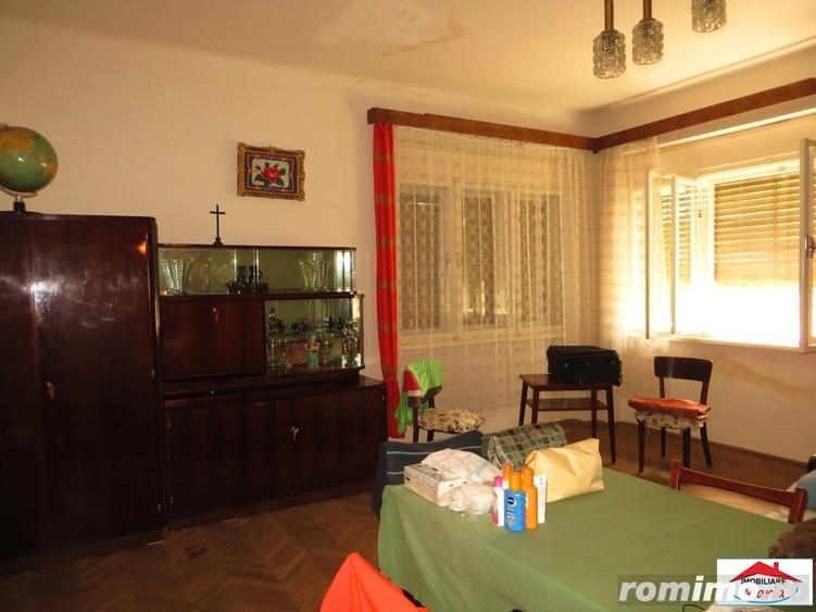 Casă cu 4 camere cu Teren 43000 Mp în Livada