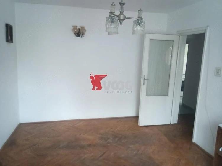 Apartament 3 camere Gh.Lazar de vanzare - 4