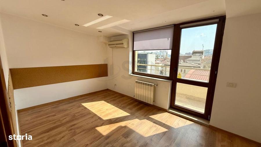 Casă cu Teren 20000 Mp în Floreasca