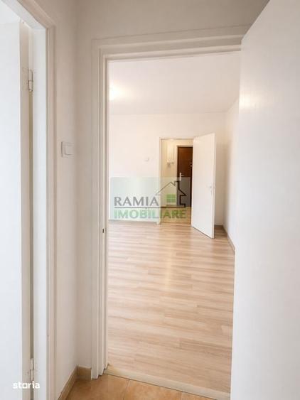 Apartament cu 2 camere semidecomandat în Vlahuță