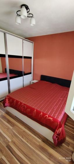 Apartament cu 4 camere semidecomandat în Confecții