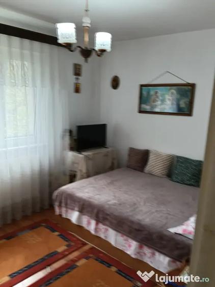 Apartament cu 2 camere semidecomandat în Brâncoveanu