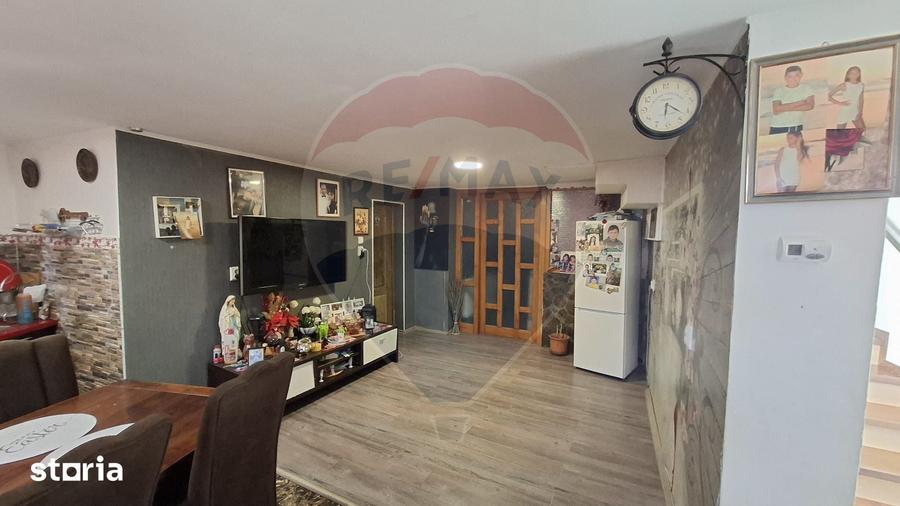 Casă cu 5 camere cu Teren 20 Mp în Central
