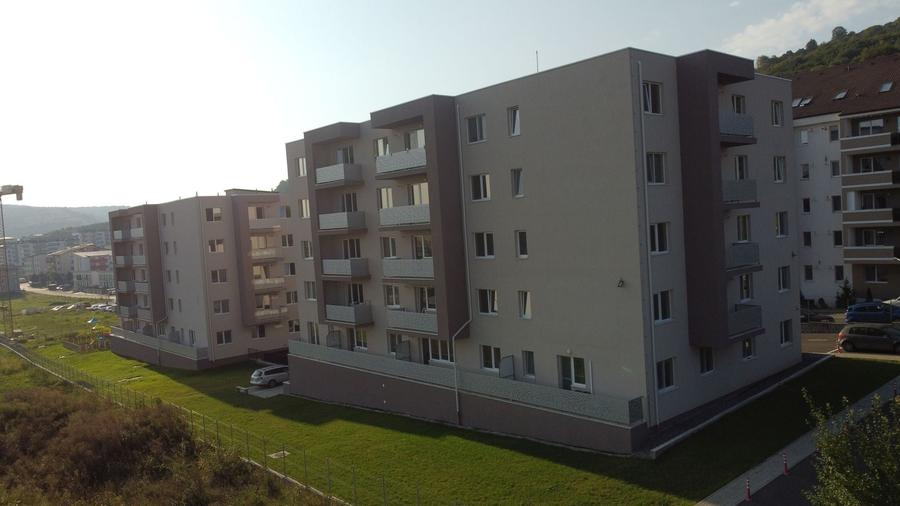 Apartament cu 2 camere semidecomandat în Florești — fotografia 3