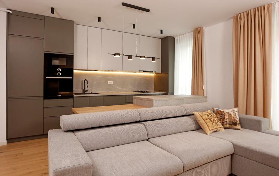Apartament cu 3 camere decomandat, mobilat în Crângași