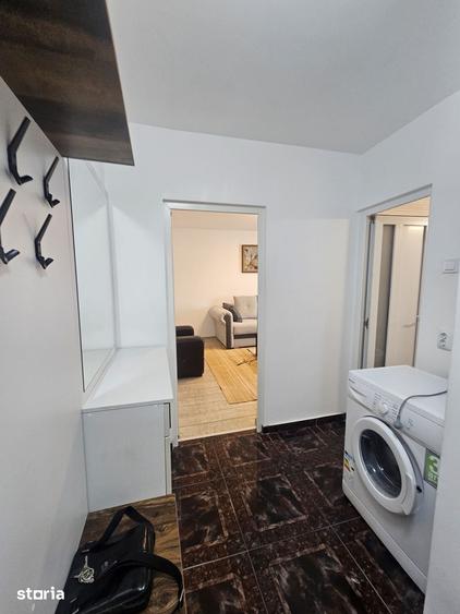 Apartament cu 2 camere decomandat în Gară