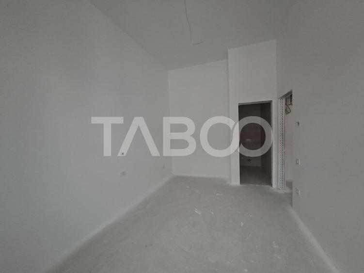 Apartament de vanzare 3 camere 3 bai zona centrala - predare la ALB - 4