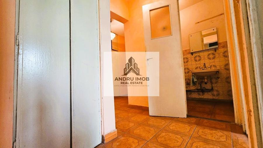 Apartament cu 3 camere decomandat în Dristor